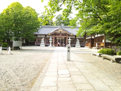 百済王神社の拝殿