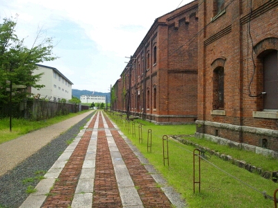 赤れんがロード