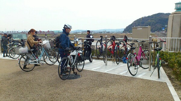 さくらであい館の駐輪場