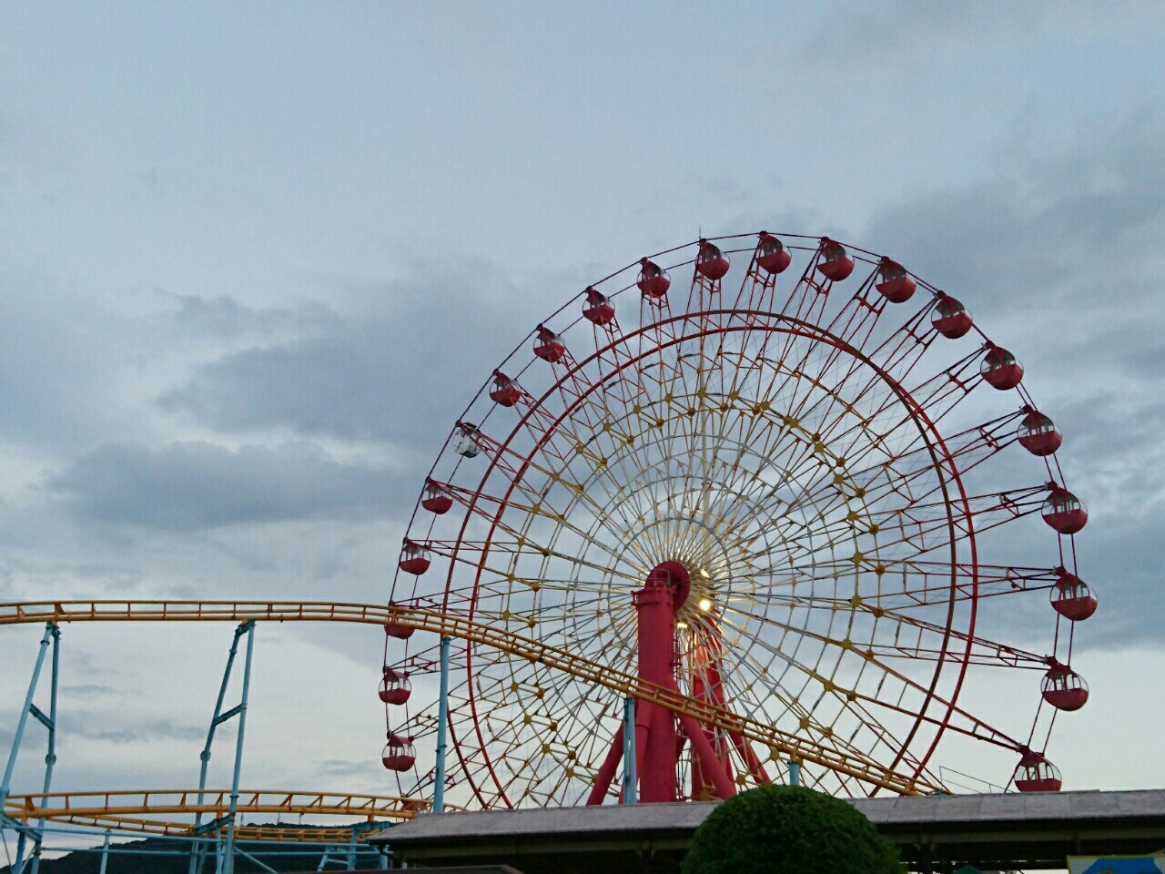 和歌山マリーナシティの観覧車