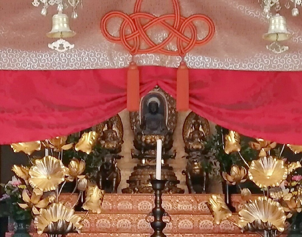 興聖寺のご本尊