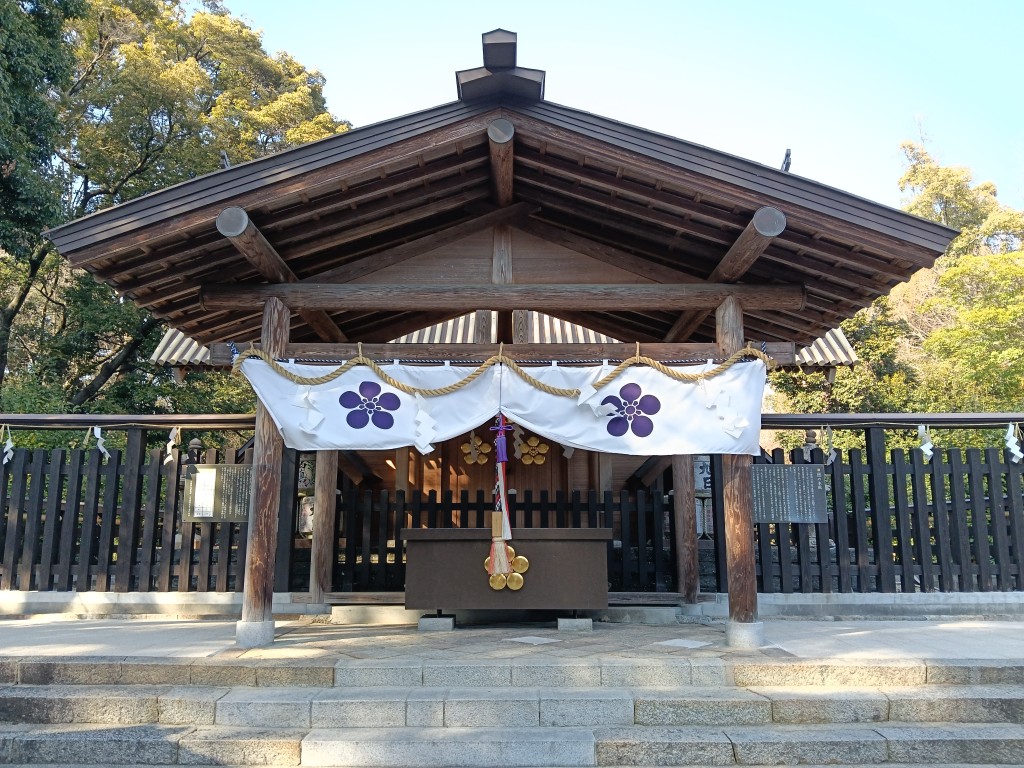 竹で建てられた上宮天満宮の本殿